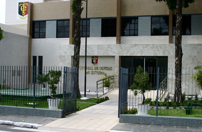 TCE vai realizar novo levantamento para identificar acúmulo de cargos na PB TCE vai realizar novo levantamento para identificar acúmulo de cargos na PB