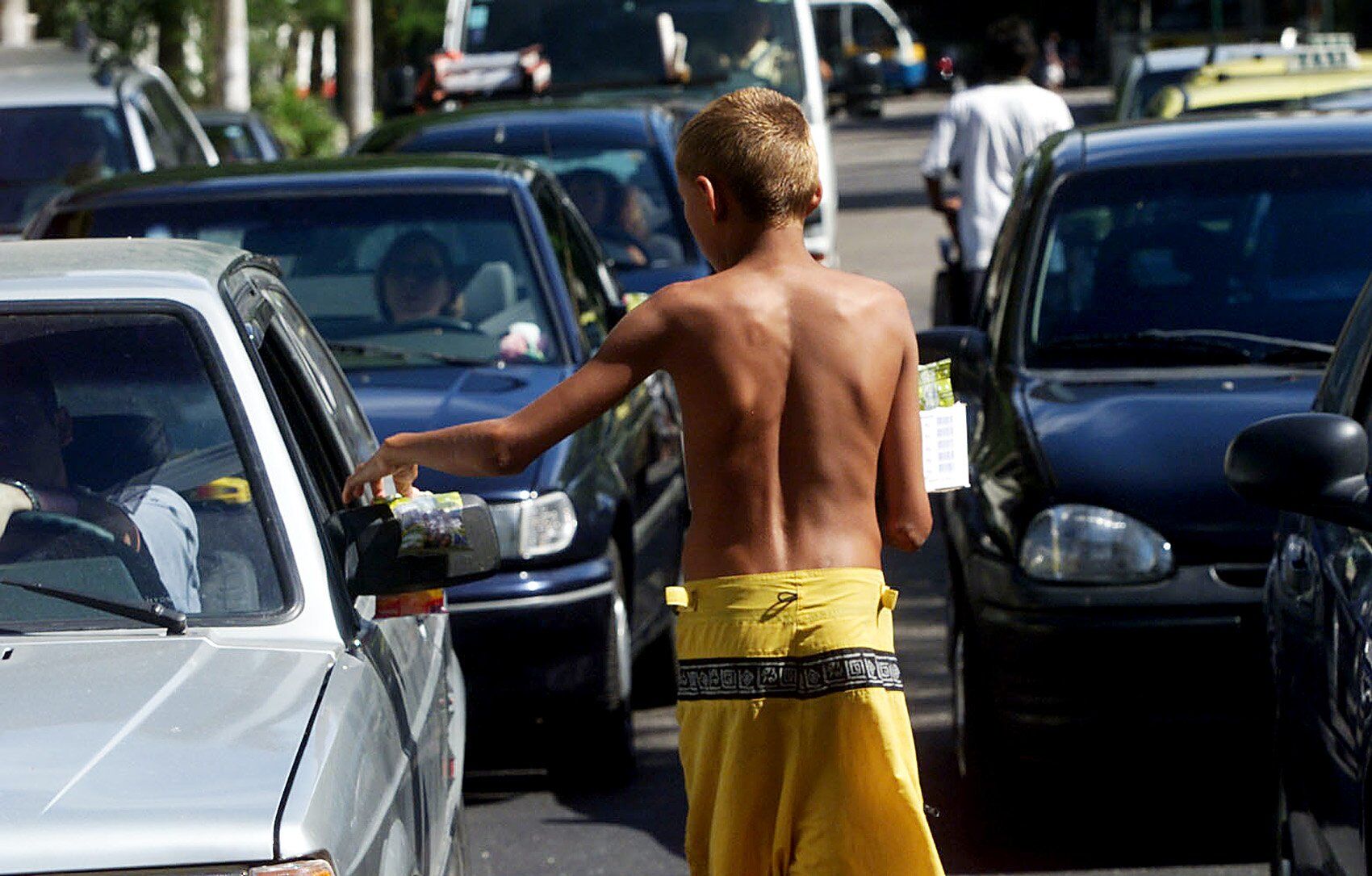 Trabalho infantil recua ao menor patamar desde 2016, mas ainda afeta 1,6 milhão Trabalho infantil recua ao menor patamar desde 2016, mas ainda afeta 1,6 milhão
