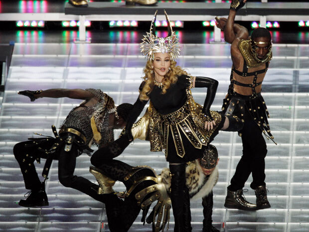 Madonna desembarca no Rio para show histórico na Praia de Copacabana Madonna desembarca no Rio para show histórico na Praia de Copacabana