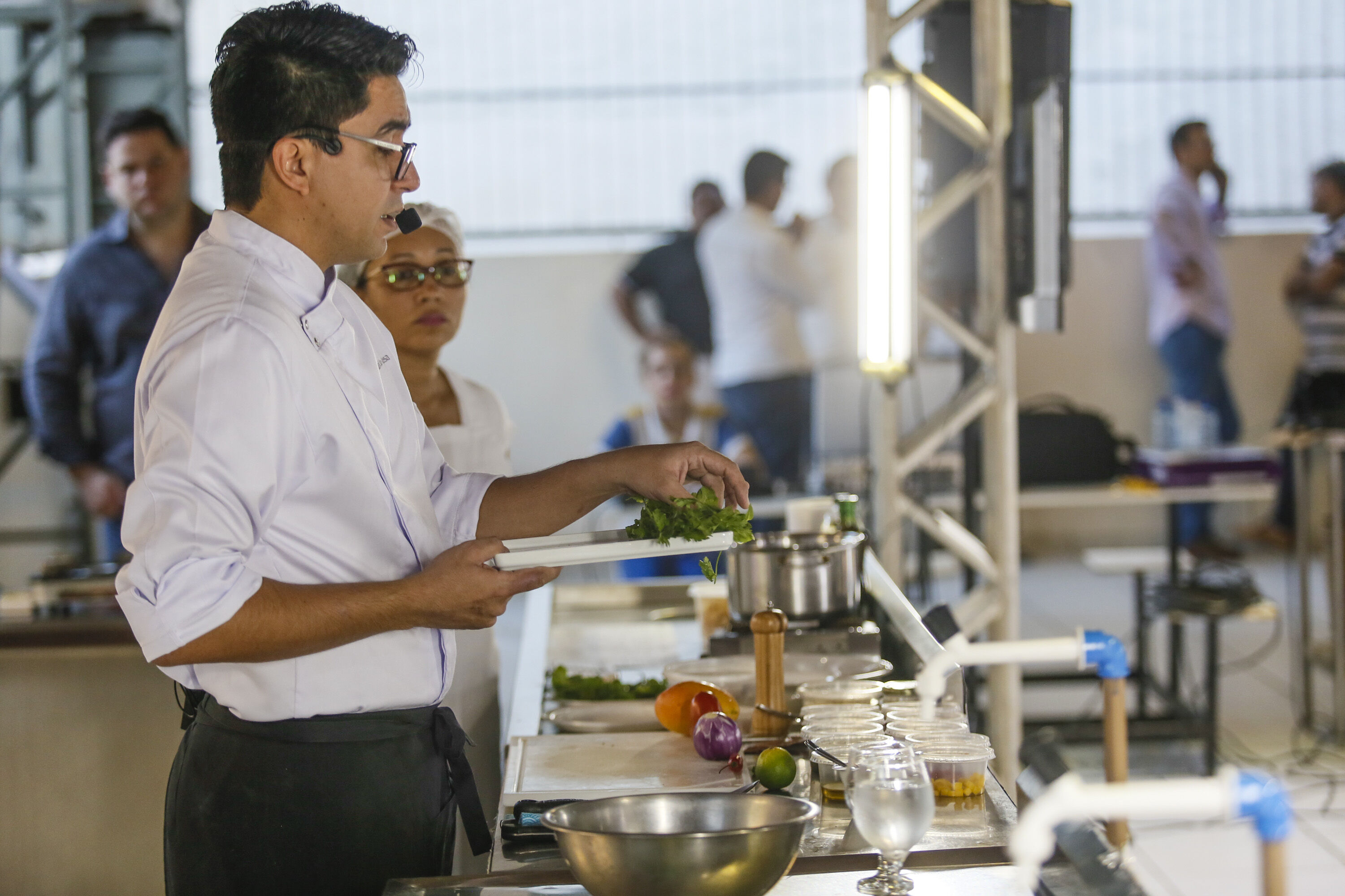 Oficina de gastronomia oferece oportunidade de conhecimento e empreendedorismo Oficina de gastronomia oferece oportunidade de conhecimento e empreendedorismo