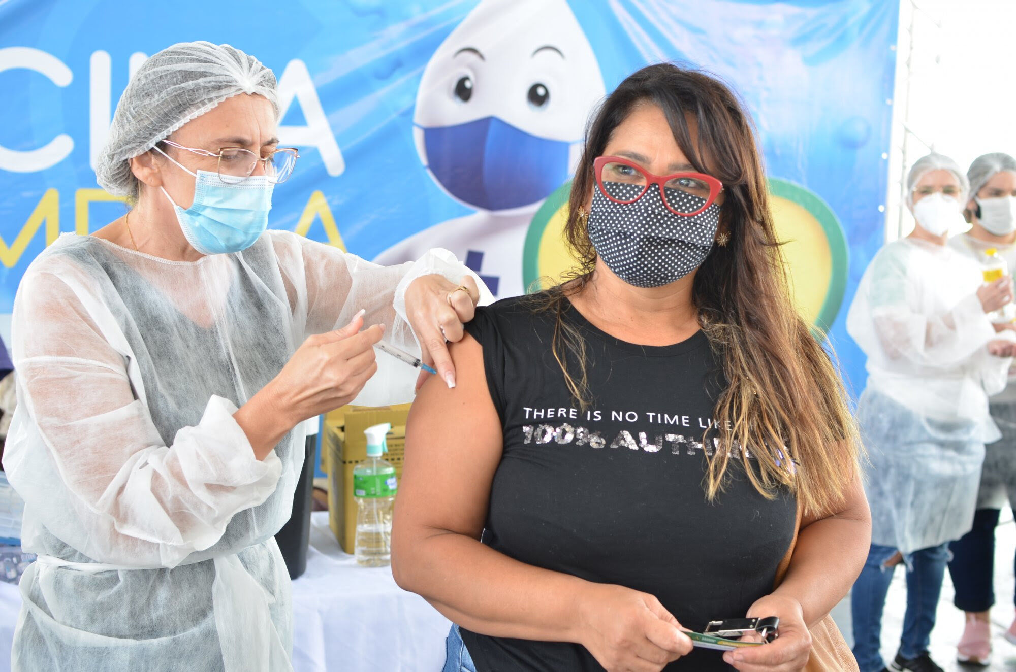 Campina Grande vacina contra Covid-19 pessoas a partir de 21 anos neste sábado Campina Grande vacina contra Covid-19 pessoas a partir de 21 anos neste sábado