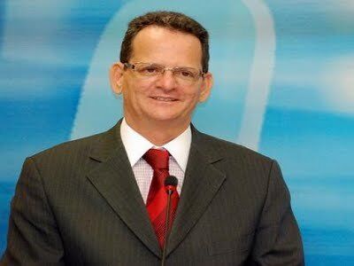 Vereador lamenta penhora do prédio da APL pela prefeitura de João Pessoa Vereador lamenta penhora do prédio da APL pela prefeitura de João Pessoa