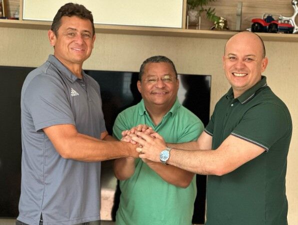 Cabo Gilberto, Nilvan e Wallber lançam ‘triunvirato’ contra imposição da candidatura de Queiroga em João Pessoa Cabo Gilberto, Nilvan e Wallber lançam ‘triunvirato’ contra imposição da candidatura de Queiroga em João Pessoa