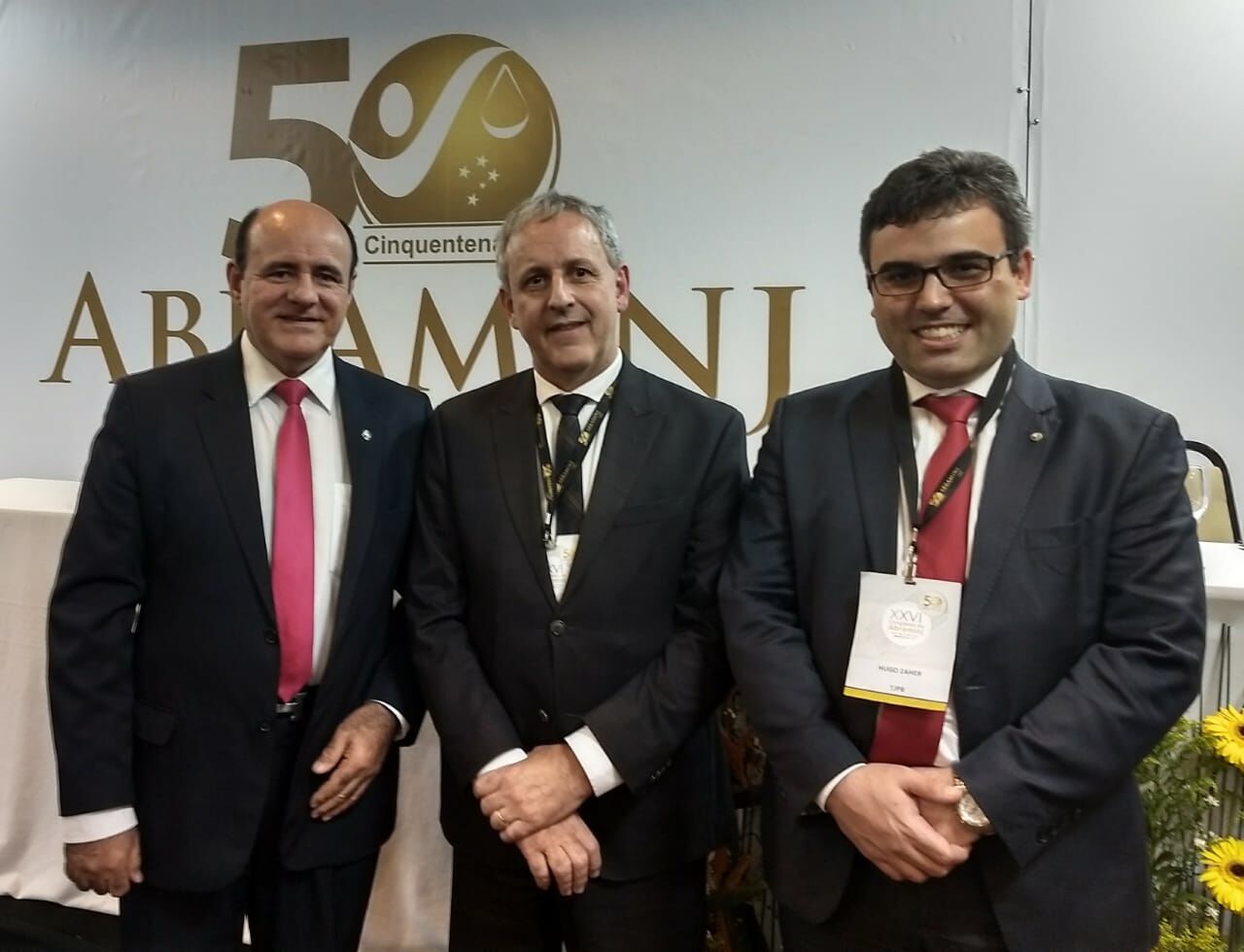 Magistrados do Tribunal de Justiça da Paraíba compõem nova Mesa Diretora da Abraminj Magistrados do Tribunal de Justiça da Paraíba compõem nova Mesa Diretora da Abraminj