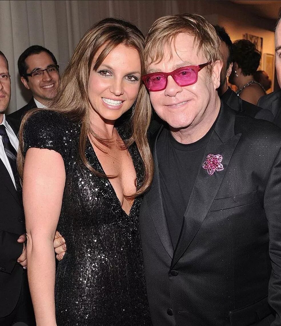 'Hold me closer': Britney Spears lança música com Elton John 'Hold me closer': Britney Spears lança música com Elton John