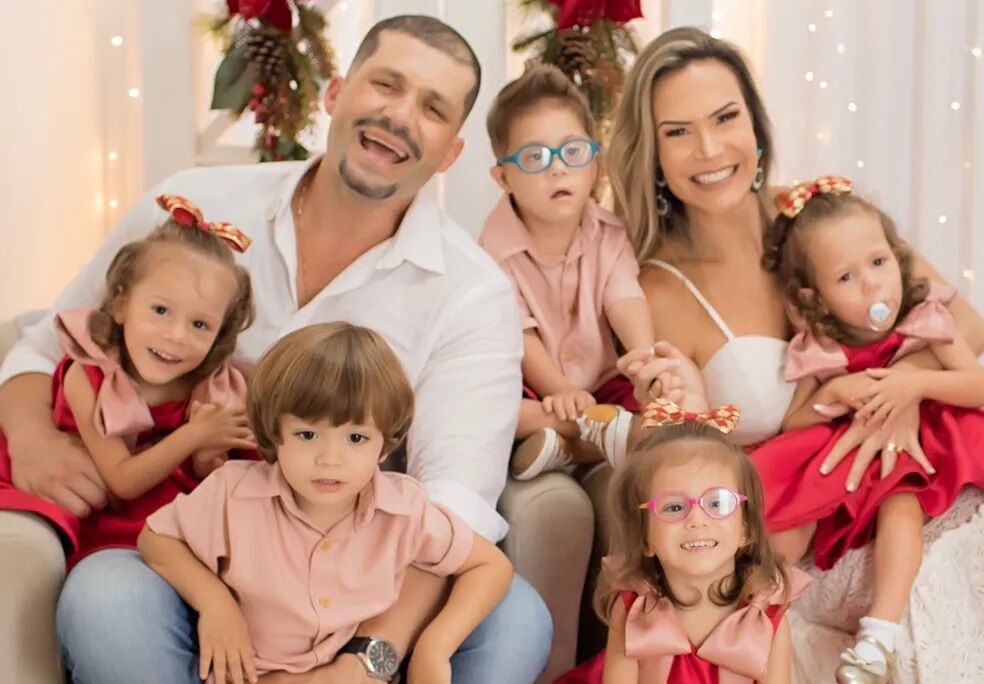 Morre pai dos quíntuplos capixabas que participaram de reality Morre pai dos quíntuplos capixabas que participaram de reality