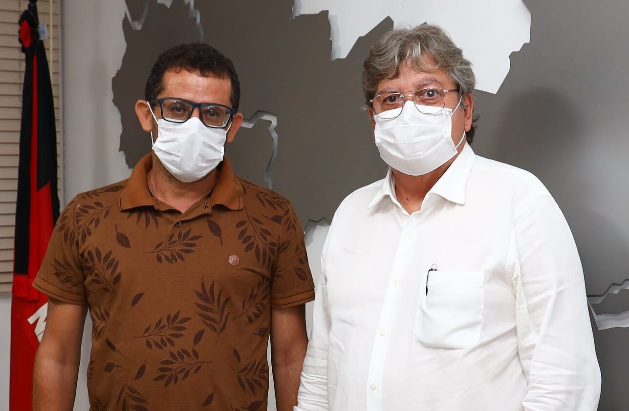 Prefeito do PSDB declara apoio ao governador João Azevêdo Prefeito do PSDB declara apoio ao governador João Azevêdo