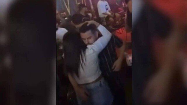 Paróquia se pronuncia sobre vídeo de padre dançando com mulher em festa e diz que a ação foi transformada em 'algo imoral’ Paróquia se pronuncia sobre vídeo de padre dançando com mulher em festa e diz que a ação foi transformada em 'algo imoral’