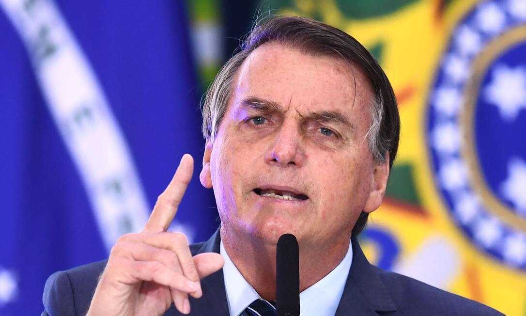 'Não encha o saco', diz Bolsonaro em novo ataque à CPI da Covid 'Não encha o saco', diz Bolsonaro em novo ataque à CPI da Covid