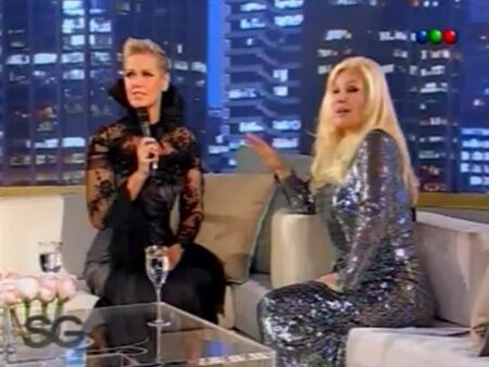 Xuxa confunde penas com pênis na TV argentina
