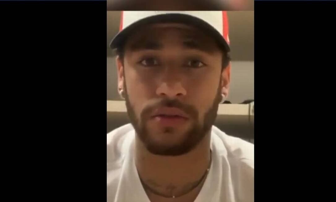 Polícia investiga Neymar por divulgação de fotos íntimas Polícia investiga Neymar por divulgação de fotos íntimas