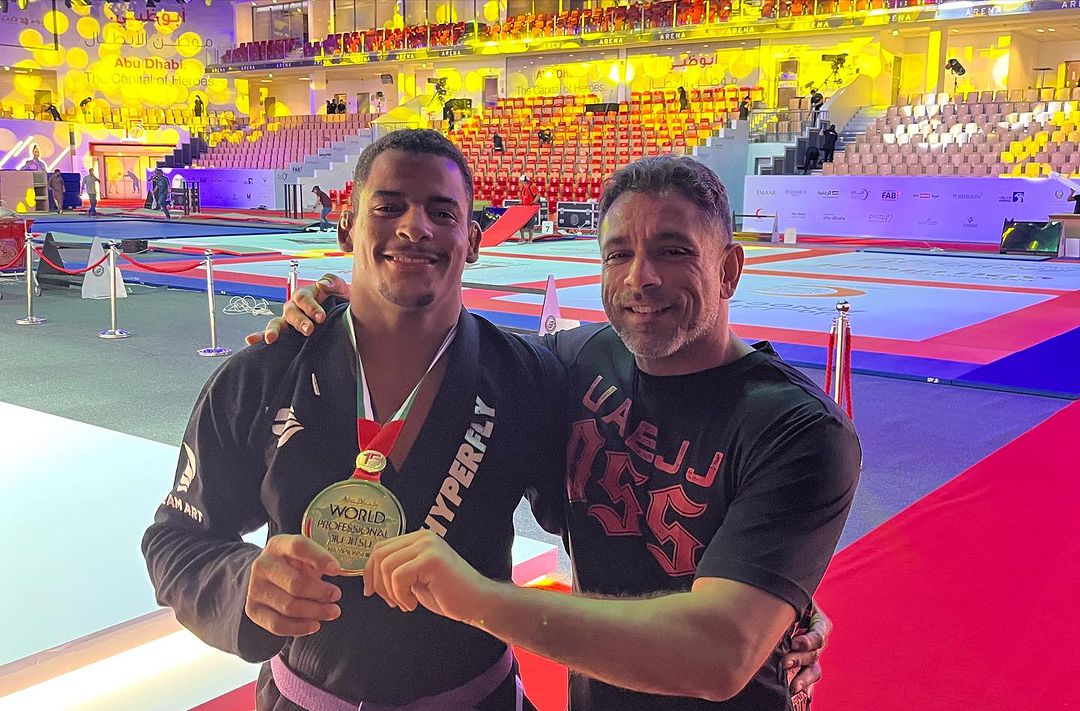 Vídeo: Atleta paraibano Jeferson Santos conquista título mundial de jiu-jitsu em Dubai Vídeo: Atleta paraibano Jeferson Santos conquista título mundial de jiu-jitsu em Dubai