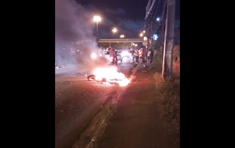 Quatro pessoas ficam feridas e moto pega fogo em acidente na BR-230, em João Pessoa Unipê, Alunos, Transferência,