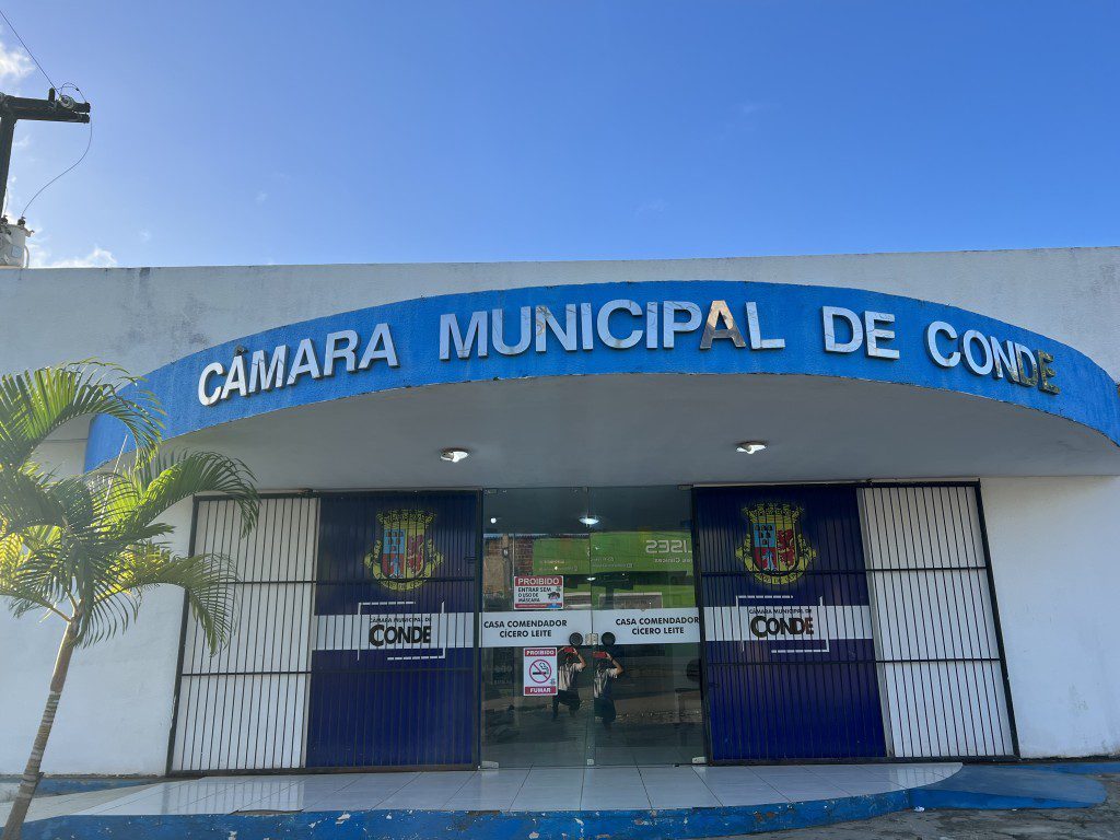 Câmara de Conde altera Lei Orgânica e prefeitos terão que pedir permissão para sair da cidade; descumprimento gera perda do cargo Câmara de Conde altera Lei Orgânica e prefeitos terão que pedir permissão para sair da cidade; descumprimento gera perda do cargo