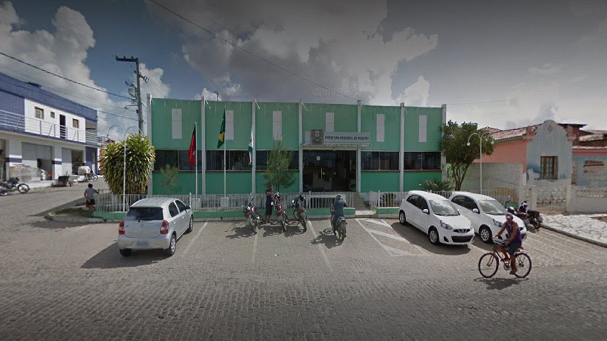 O novo concurso Prefeitura de Mogeiro nº 001/2025, no estado da Paraíba, está com a oferta de 33 vagas em diversos cargos. A iniciativa pública oferece oportunidades para profissionais de nível superior, com vencimentos de até R$ 4.004,74