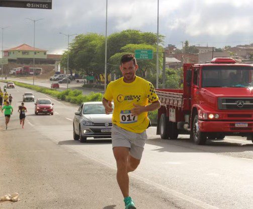 Professor de Harvard diz que ser humano não foi feito para correr e, sim, para descansar corredor