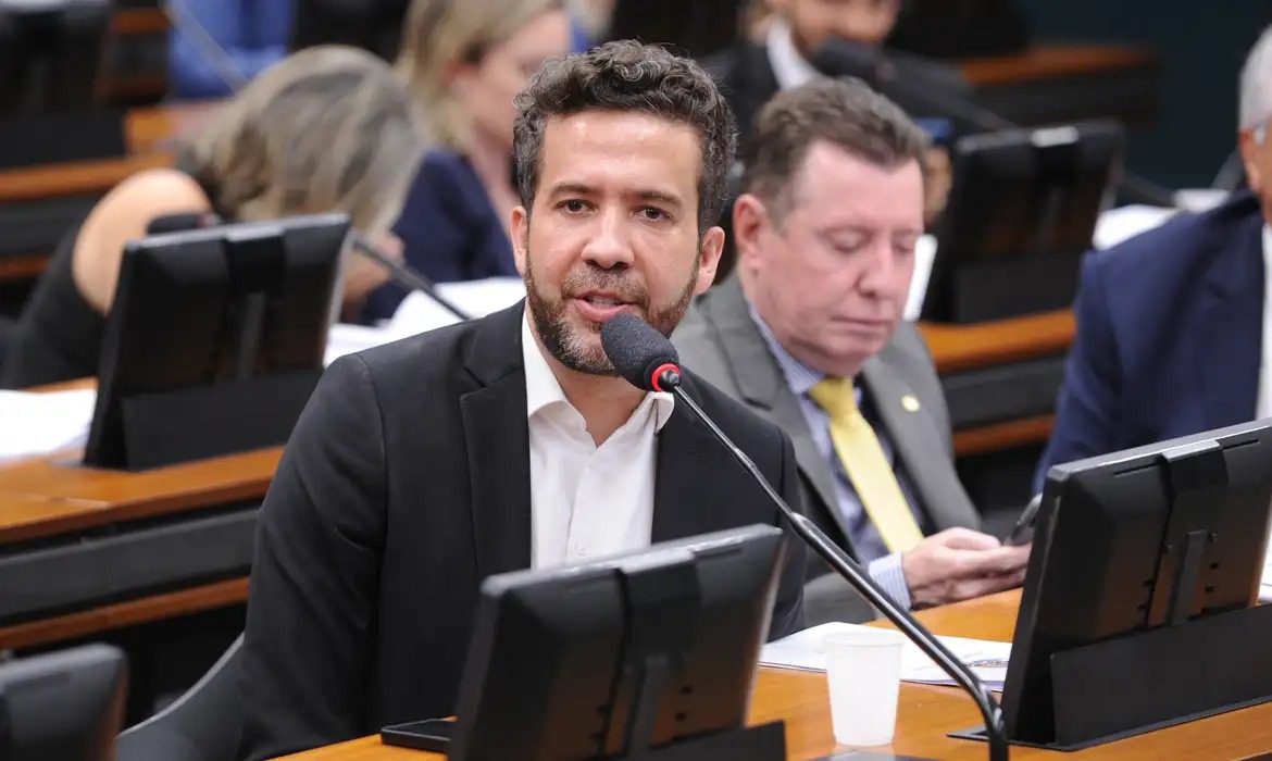 Supremo abre inquérito para investigar Janones Fux, Janones, ST
