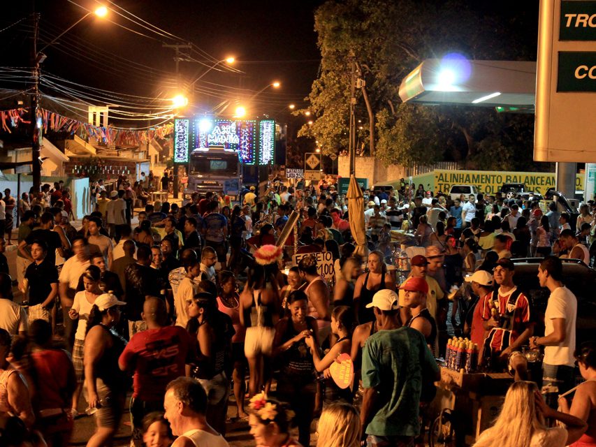 Blocos Tambiá Folia, Imprensados e Virgens de Mangabeira agitam as prévias de Carnaval deste sábado, em João Pessoa blocos