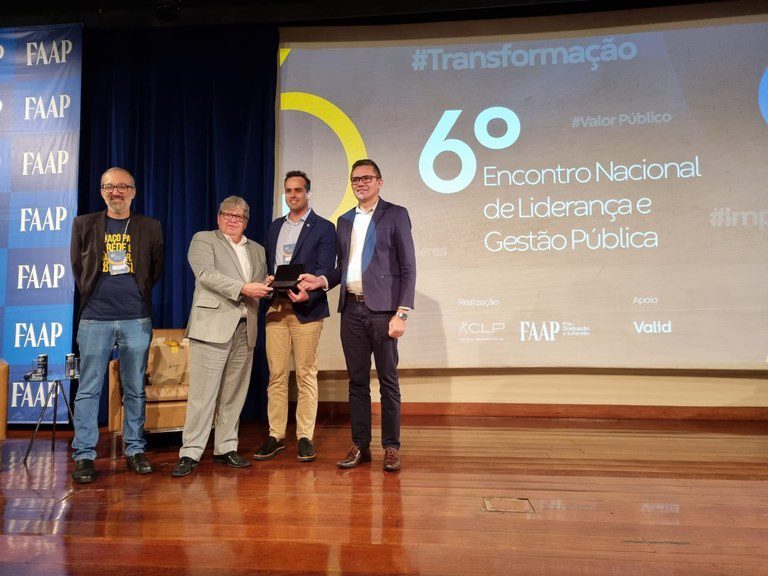 Governo da Paraíba vence premiação nacional em São Paulo por programas na educação Governo da Paraíba vence premiação nacional em São Paulo por programas na educação