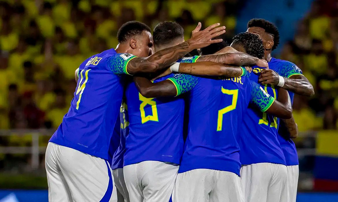 Brasil cai para a 5ª posição do ranking de seleções da Fifa Brasil cai para a 5ª posição do ranking de seleções da Fifa