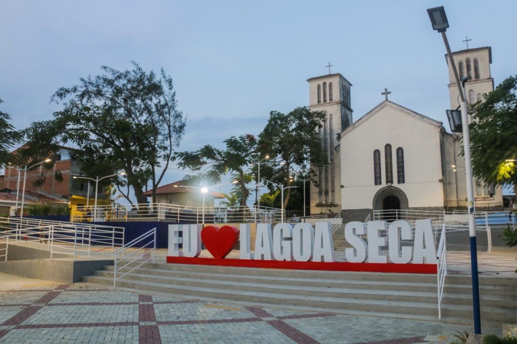 TCE intima ex-prefeito de Lagoa Seca para explicar irregularidades previdenciárias de mais de R$ 6 milhões Lagoa Seca é um município brasileiro localizado na Região Metropolitana de Campina Grande