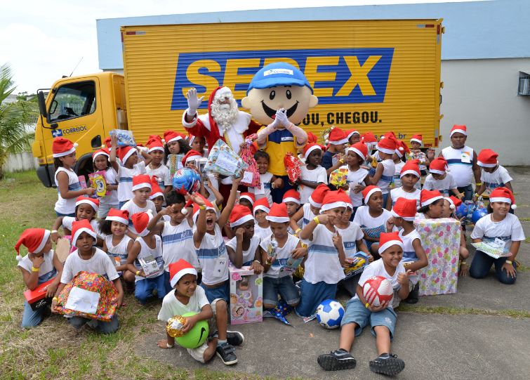 Campanha Papai Noel dos Correios começa nesta sexta-feira; saiba como apadrinhar uma carta
