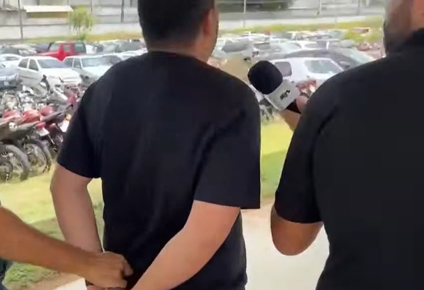 Corretor de imóveis é preso acusado de praticar golpes contra clientes em João Pessoa
