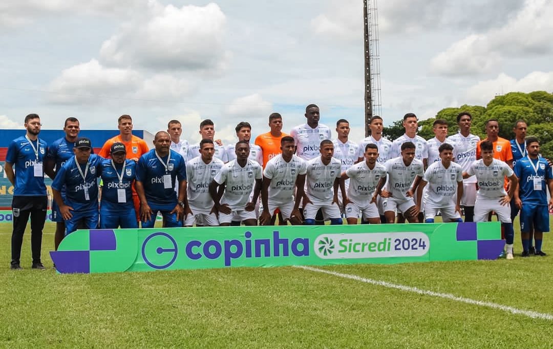 Serra Branca é goleado por 6x0 na estreia da Copinha São Paulo contra o Grêmio Serra Branca é goleado por 6x0 na estreia da Copinha São Paulo contra o Grêmio