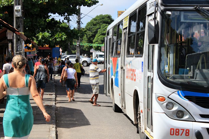 Recarga de cartões do passe livre para estudantes da Paraíba começa em abril, prevê Wilson Filho O estudo sobre uso da faixa exclusiva foi realizado durante o período em que a frota esteve paralisada em função do movimento grevista.
