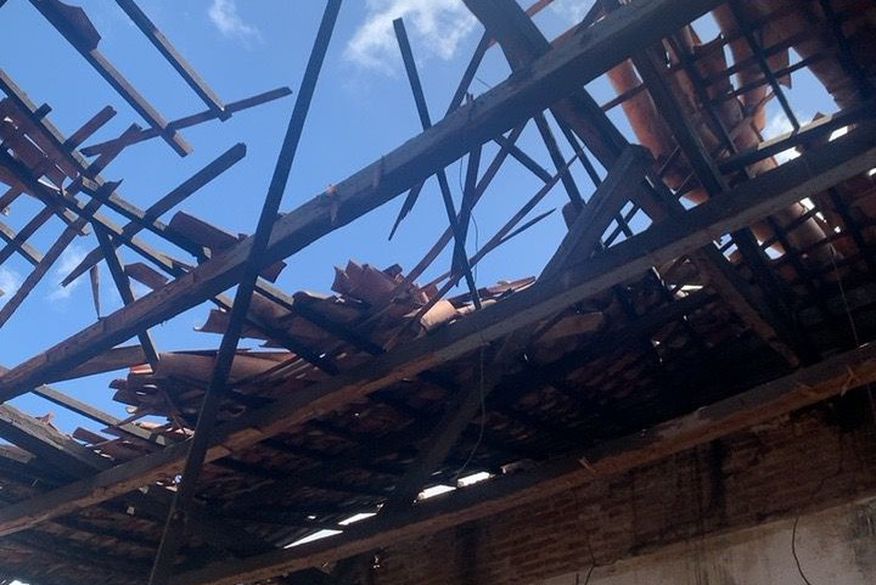 Após queda de teto, UFPB alega falta de recursos e garante que prédio da Academia do Comércio não está abandonada Após queda de teto, UFPB alega falta de recursos e garante que prédio da Academia do Comércio não está abandonada