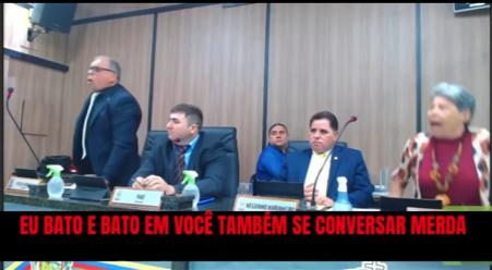 Vereador confessa bater em mulher e ameaça parlamentar durante sessão da Câmara de Piancó: “eu bato e bato em você também" Vereador confessa bater em mulher e ameaça parlamentar durante sessão da Câmara de Piancó: “eu bato e bato em você também"