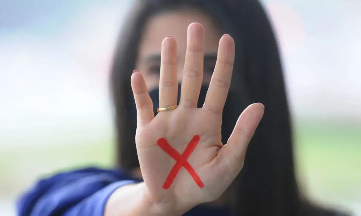 Mais de 60% das prefeitas e vices já sofreram violência política de gênero Eleições: 60,4% das prefeitas e vices já sofreram violência política de gênero