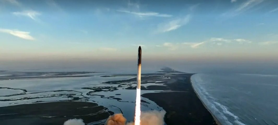 SpaceX lança Starship, mas perde contato com a nave; missão também teve explosão de propulsor SpaceX lança Starship, mas perde contato com a nave; missão também teve explosão de propulsor
