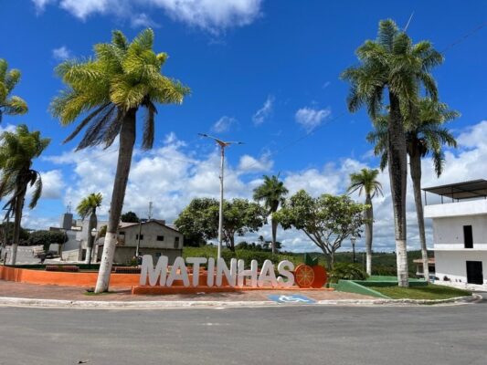 Prefeitura de Matinhas abre inscrições de concurso público com quase 70 vagas e salários de até R$ 11 mil