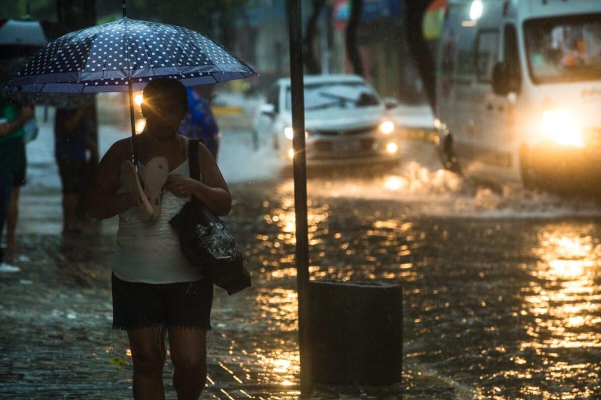Inmet emite alerta de chuvas intensas para toda a Paraíba; ventos podem chegar a 60km/h