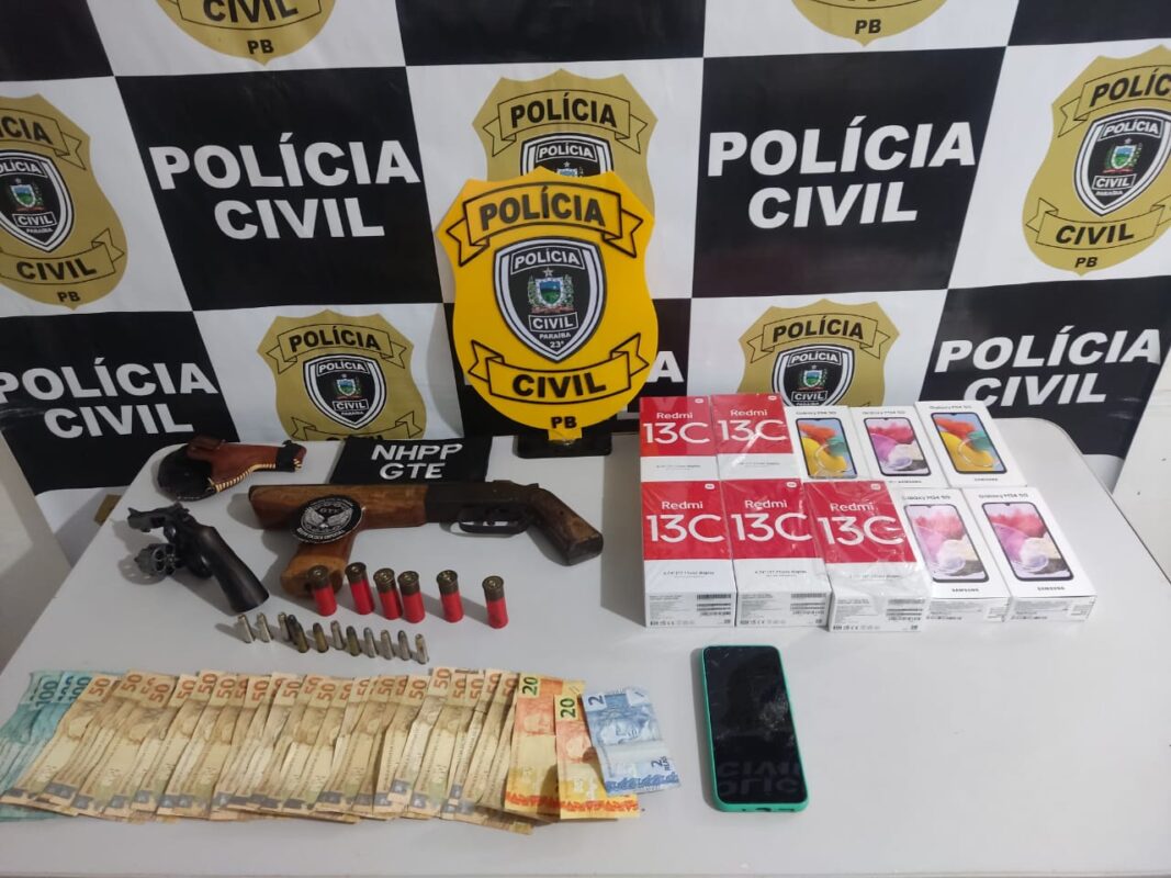 Polícia Civil, Juazeirinho, prisão, apreensão, armas, celulares, munições
