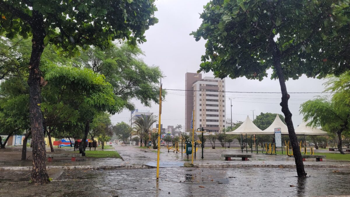 João Pessoa e outros 155 municípios da Paraíba devem ter chuvas intensas até amanhã