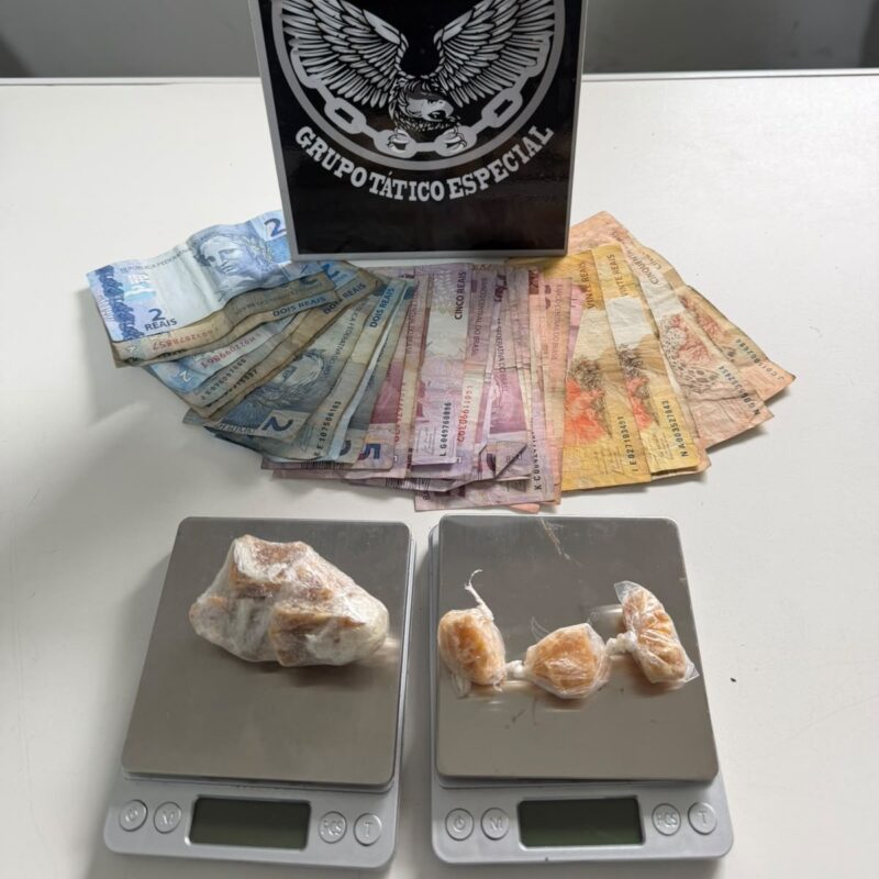 Mulher de 47 anos é presa suspeita de tráfico de drogas em Campina Grande