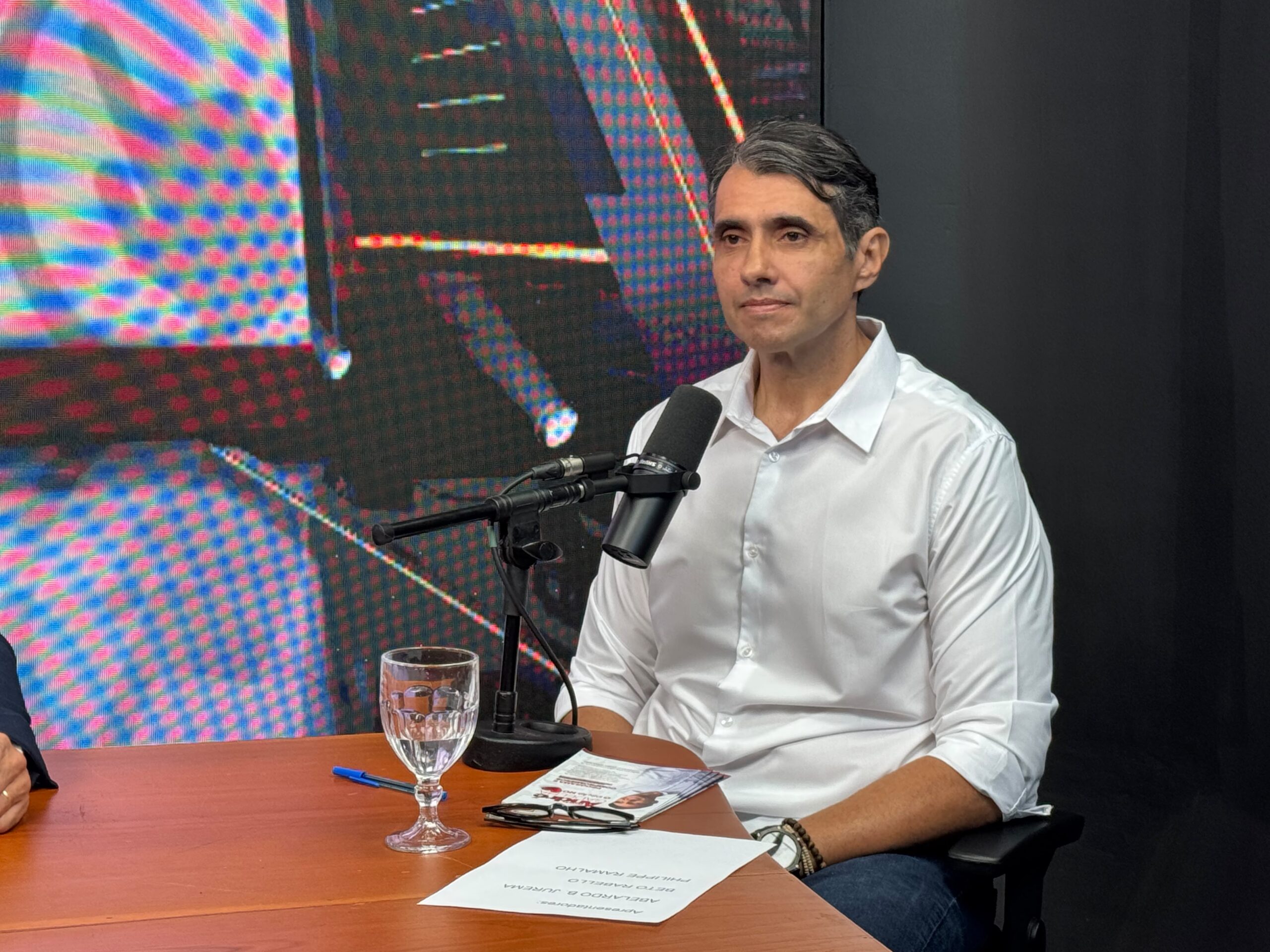 'Trabalho descentralizado': André Gadelha defende levar serviço de alta e média complexidade para municípios mais distantes