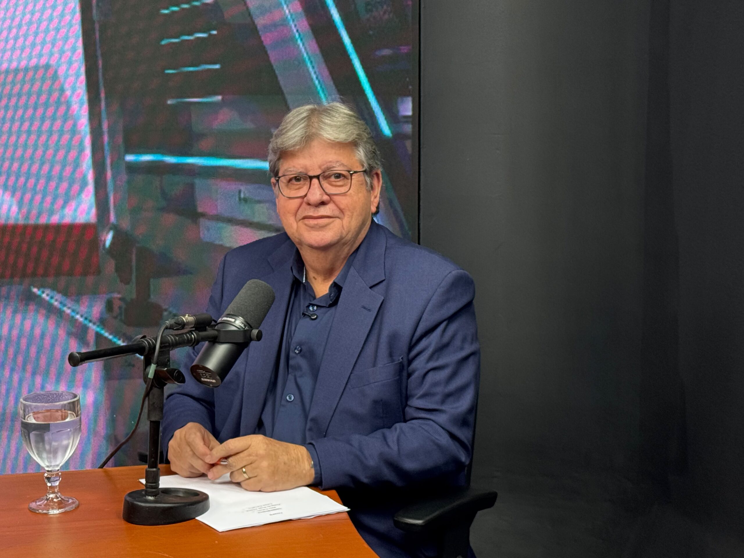 Sabatina ClickPB: João Azevêdo defende que fim da escala 6x1 é comprovadamente positivo