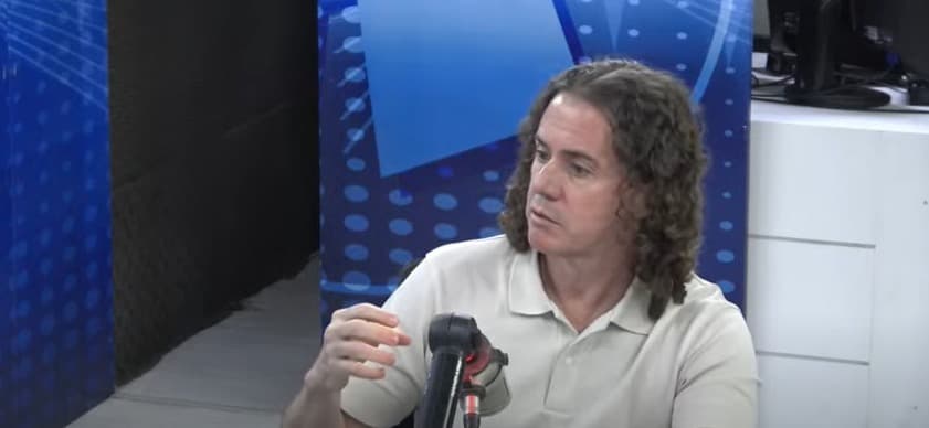 Veneziano revela convite a Leo Bezerra para se filiar ao MDB, mas não se opõe a ida para o PT