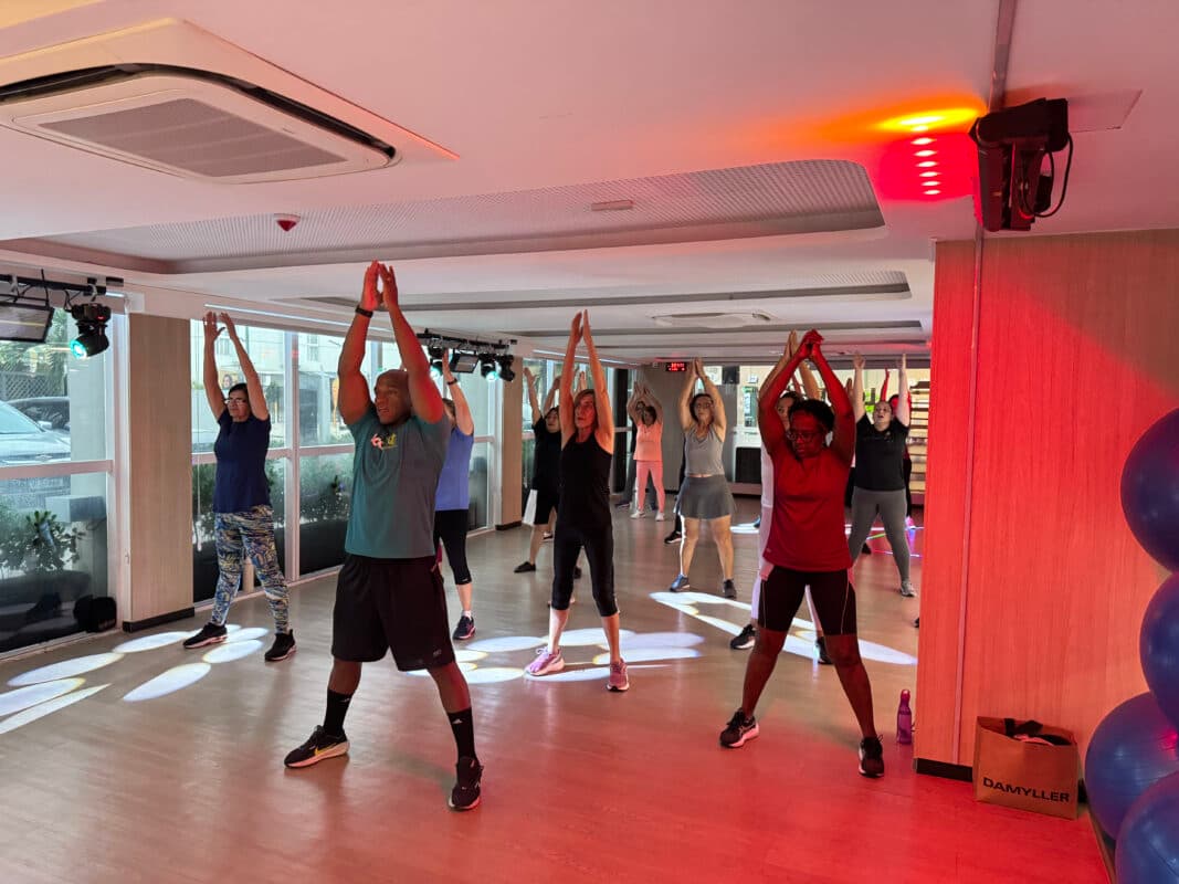 Dançaterapia melhora saúde física e emocional de pessoas 50+